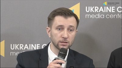 Відбувся брифінг щодо ситуації на Подолі. Представник поліції не прийшов через дитяче свято Відбувся брифінг щодо ситуації на Подолі. Представник поліції не прийшов через дитяче свято