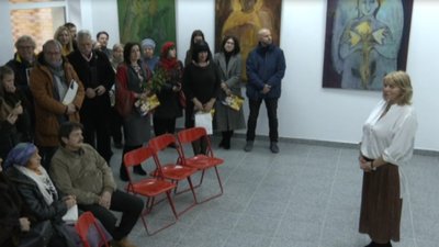 У луцьку презентувала художньо-мистецький цикл «Про Світ» Тетяни Мялковської У луцьку презентувала художньо-мистецький цикл «Про Світ» Тетяни Мялковської