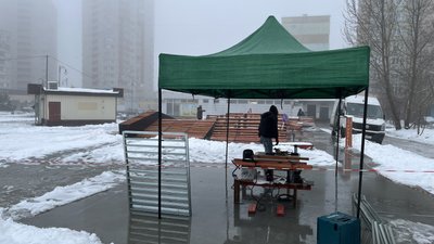 У Полтаві розпочали монтаж нового скейтпарку У Полтаві розпочали монтаж нового скейтпарку