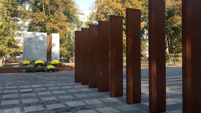 У Харкові вшановують захисників України У Харкові вшановують захисників України