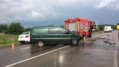 ДБР розслідує обставини ДТП на Херсонщині, в якій загинув поліцейський ДБР розслідує обставини ДТП на Херсонщині, в якій загинув поліцейський