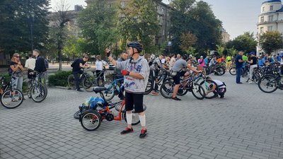 В Івано-Франківську відбувся велопробіг до Дня Незалежності В Івано-Франківську відбувся велопробіг до Дня Незалежності