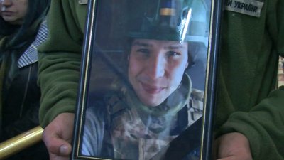 У Луцьку попрощалися з двома загиблими бійцями У Луцьку попрощалися з двома загиблими бійцями