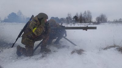 Жителів однієї з громад на Волині попередили про військові навчання