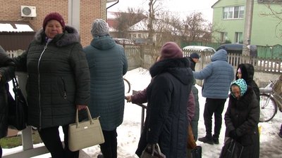 На Черкащині пенсіонери отримали мільйон Led-ламп На Черкащині пенсіонери отримали мільйон Led-ламп