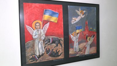 Обереги, прапор і коти: у Луцьку презентували художню виставку на воєнну тематику Обереги, прапор і коти: у Луцьку презентували художню виставку на воєнну тематику