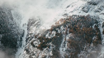 Надзвичайники Франківщини попереджають про сніголавинну небезпеку в Карпатах
