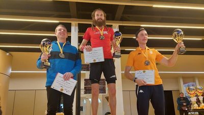Українці з двома світовими рекордами виграли на чемпіонаті світу з 48-годинного бігу