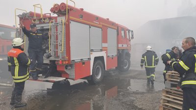 Рятувальники змогли локалізувати займання Рятувальники змогли локалізувати займання