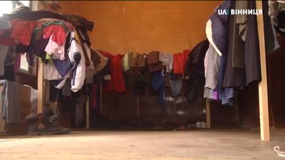 Понад 30 пакунків з одягом, іграшками та взуттям за тиждень роботи зібрали волонтери з Гнівані