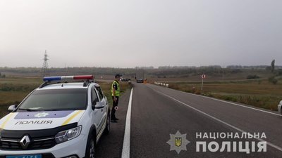 На Одещині водій легковика загинув після зіткнення з вантажівкою, обставини встановлює поліція