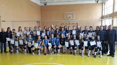 Тернополянки перемогли в обласних змаганнях з волейболу