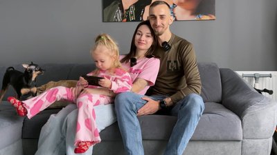Подружжя військових виховує дворічну доньку Аделіну