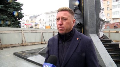 У Житомирі не вклалися в кошторис на пам’ятник захисникам України – треба ще півтора мільйона У Житомирі не вклалися в кошторис на пам’ятник захисникам України – треба ще півтора мільйона