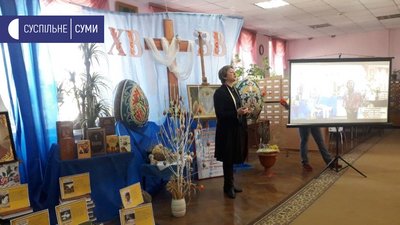 Виставку творчих робіт "На крилах весни" представили у Сумах Виставку творчих робіт "На крилах весни" представили у Сумах