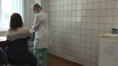 Медиків вакцинували бустером від ковіду Медиків вакцинували бустером від ковіду