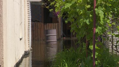 У Дніпрі через непрацюючу систему водовідведення залишаються підтопленими 12 будинків