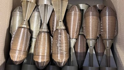 Корпуси для боєприпасів друкують на 3-D принтерах: тернопільське підприємство допомагає ЗСУ Корпуси для боєприпасів друкують на 3-D принтерах: тернопільське підприємство допомагає ЗСУ