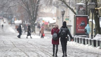 У міськраді Одеси розповіли, скільки людей травмувалися через ожеледицю