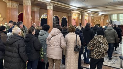 В Ужгороді прощаються із народним артистом України, диригентом Володимиром Співаком В Ужгороді прощаються із народним артистом України, диригентом Володимиром Співаком
