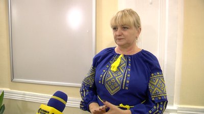 В Домі української культури у Житомирі розпочався експрес-курс "Щоденна українська" В Домі української культури у Житомирі розпочався експрес-курс "Щоденна українська"