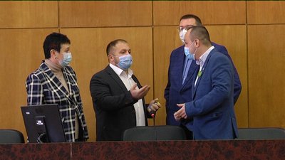 У Конотопі на Сумщині вперше засідає новообрана міськрада (ОНОВЛЕНО) У Конотопі на Сумщині вперше засідає новообрана міськрада (ОНОВЛЕНО)