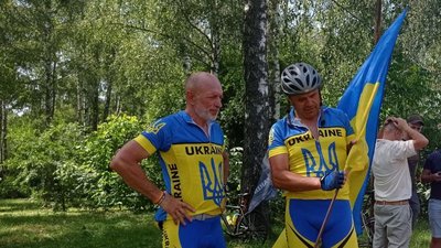 Ветерани російсько-української війни під час велопробігу приїхали до Тернополя