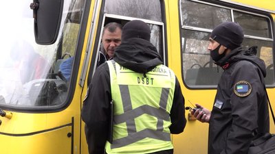 Їздять без документів: "Укртрансбезпека" перевірила черкаський транспорт