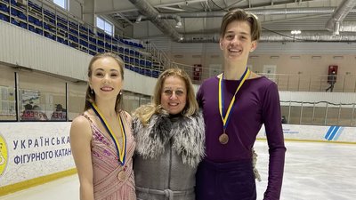 Одеські фігуристи завоювали медалі на чемпіонаті України Одеські фігуристи завоювали медалі на чемпіонаті України
