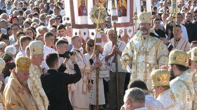 "Ми живі й стоїмо тут у молитві". У Крилосі на Франківщині відбулася XI Всеукраїнська патріарша проща УГКЦ "Ми живі й стоїмо тут у молитві". У Крилосі на Франківщині відбулася XI Всеукраїнська патріарша проща УГКЦ