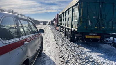Ліквідація наслідків негоди: на Черкащині відновили рух вантажівок