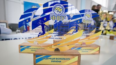 Житомирські волейболістки стали бронзовими призерками чемпіонату України серед команд вищої ліги Житомирські волейболістки стали бронзовими призерками чемпіонату України серед команд вищої ліги