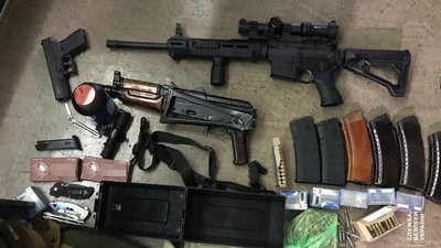 СБУ заявила про викриття осередку "Ісламської держави" у Києві СБУ заявила про викриття осередку "Ісламської держави" у Києві