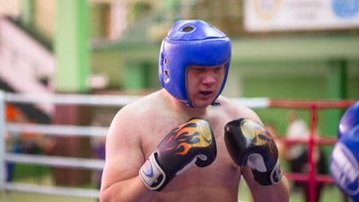 У Сумах провели в останню путь військовослужбовця Максима Тимошенка, який загинув у січні 2023 року У Сумах провели в останню путь військовослужбовця Максима Тимошенка, який загинув у січні 2023 року