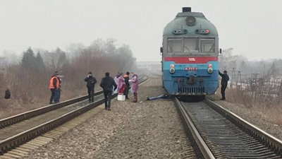 У Черкасах на колії знайшли труп чоловіка