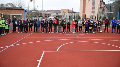 Футбол на оновленому полі: у громаді на Тернопільщині розпочали шкільний турнір