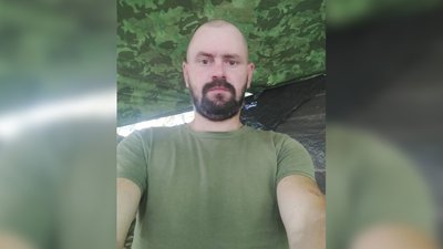 На Чернігівщині в останню путь провели чотирьох військовий ЗСУ На Чернігівщині в останню путь провели чотирьох військовий ЗСУ