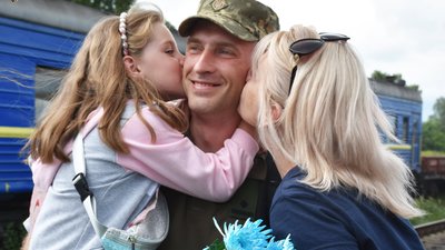 14 ОМБР у повному складі повернулася на Волинь 14 ОМБР у повному складі повернулася на Волинь