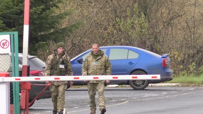 Закарпатець не зміг потрапити до Словаччини через ПЛР-довідку