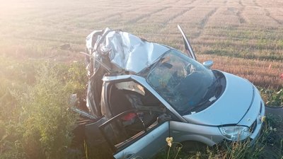 На трасі Одеса-Рені зіштовхнулися вантажівка та легковик: одна людина загинула, ще одна травмувалася