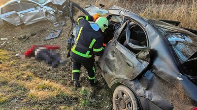 Смертельна автотроща на Хмельниччині: один загиблий та четверо травмованих
