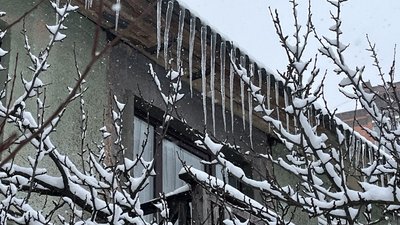 Обережно бурульки