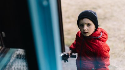 "Діти повинні знати, що росіяни — вороги" — історія родини з Київщини, яка вирвалася з окупації "Діти повинні знати, що росіяни — вороги" — історія родини з Київщини, яка вирвалася з окупації