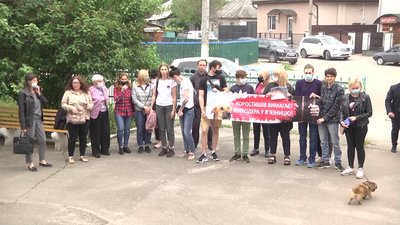 На Житомирщині суд розглянув справу Дениса Дерипаска, який вбивав тварин