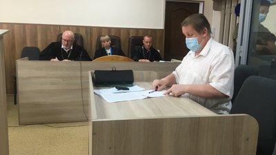 Обвинуваченій у вбивстві інструктора тиру у Полтаві продовжили арешт Обвинуваченій у вбивстві інструктора тиру у Полтаві продовжили арешт