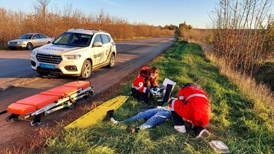 Троє людей отримали тяжкі травми внаслідок ДТП на Київщині: поліція з'ясовує обставини Троє людей отримали тяжкі травми внаслідок ДТП на Київщині: поліція з'ясовує обставини