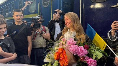 Leléka і бандурист Ярослав Джусь повернулись додому після участі у "Євробаченні-2026" Leléka і бандурист Ярослав Джусь повернулись додому після участі у "Євробаченні-2026"