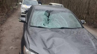 На Житомирщині розшукали 20-річного водія, який спричинив смертельну ДТП і втік з місця події На Житомирщині розшукали 20-річного водія, який спричинив смертельну ДТП і втік з місця події