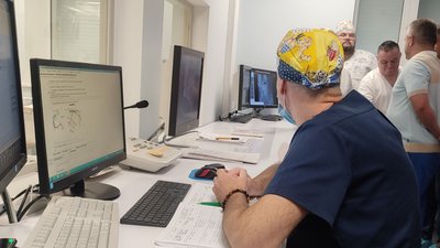 У черкаському кардіоцентрі показали, як продовжують життя пацієнтам У черкаському кардіоцентрі показали, як продовжують життя пацієнтам