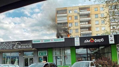 Чотири рятувальні машини залучили для гасіння пожежі в Ужгороді